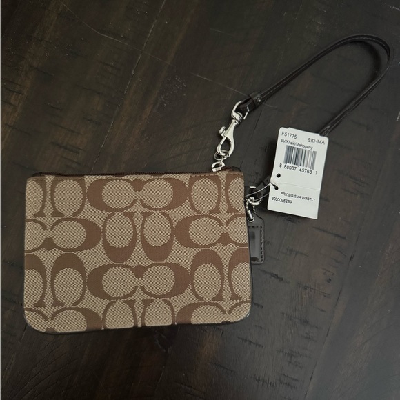 Coach Wristlet - Picture 2 of 4